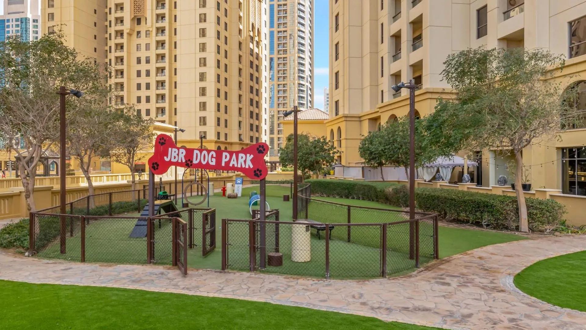 Palm & Sea View Beach Acess Jbr Walk Skydive Clubs Dubai Apartment